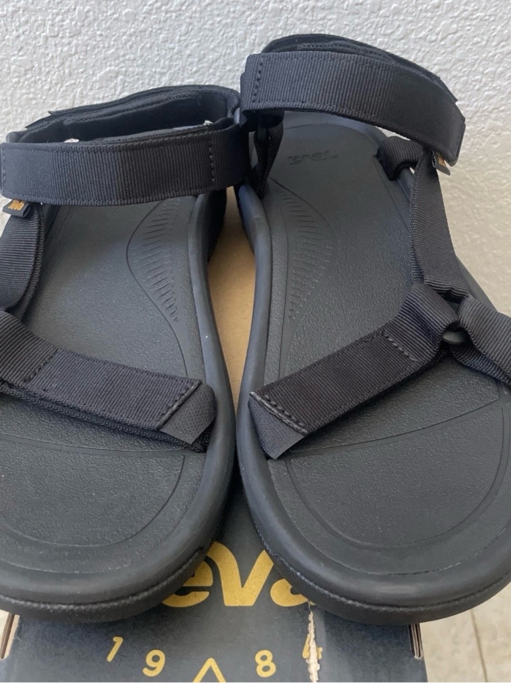 TEVA Men’s Hurricane XLT2 Sport Black Strappy Cushioned Hiking Sandals